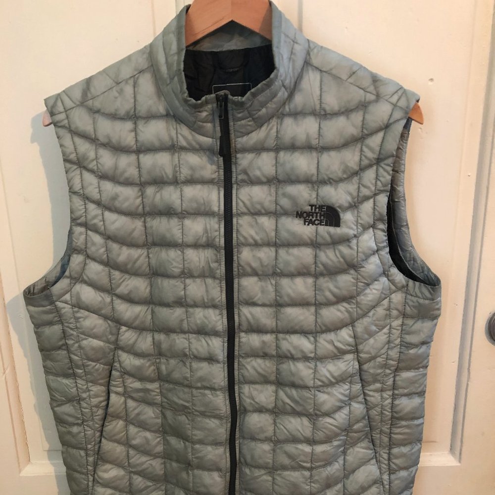 Men’s The North Face ThermoBall Eco Vest - Medium